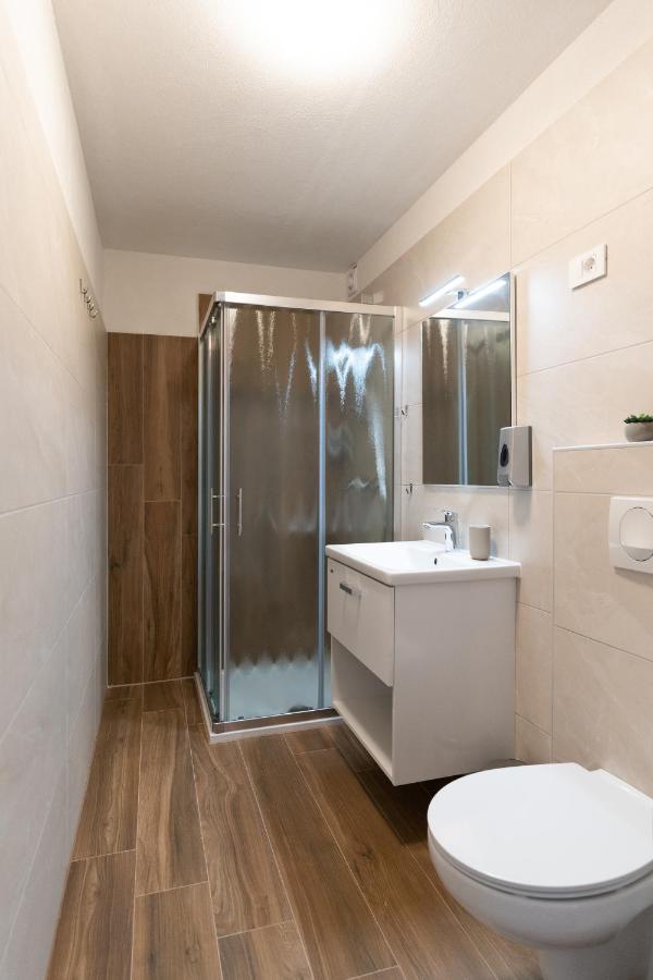 Tramontana And Maestral Apartman Izola Kültér fotó